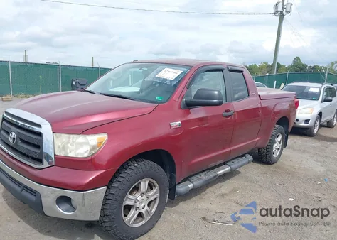 2010 Toyota Tundra Grade 5.7L V8 из США, поврежденный, VIN 5TFUY5F1XAX142730